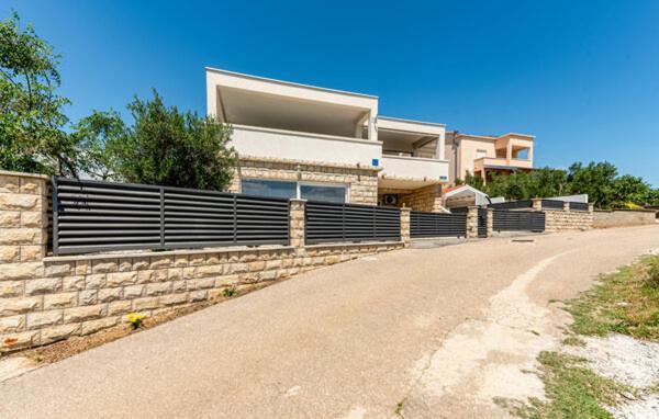 Apartmant Shine Luxury Maslenica Exterior foto